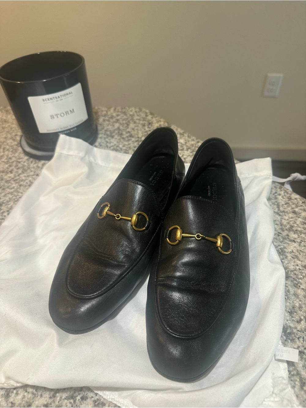Gucci Women’s Classic Black Leather Loafers with Gold horsebit